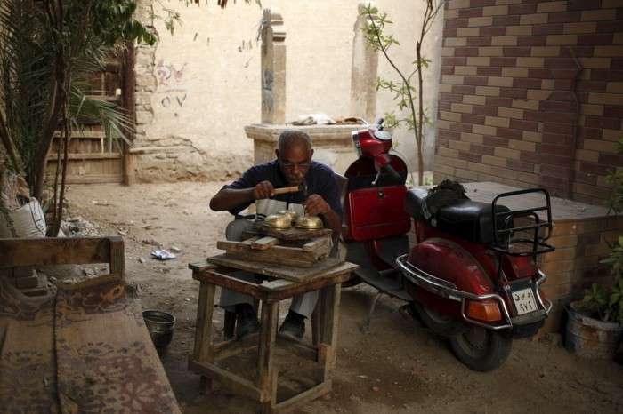 Місто мертвих на околиці Каїра виявився дуже навіть живим (20 фото)