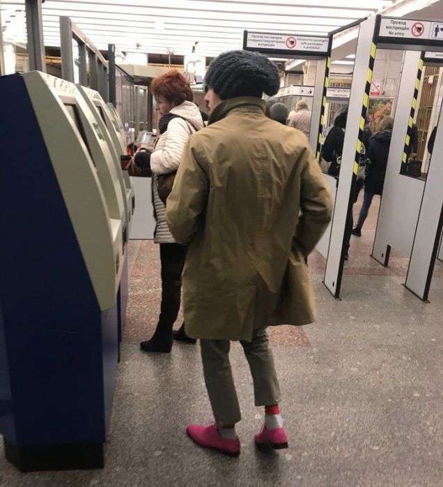Модні пасажири метро (28 фото)