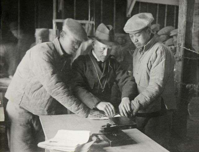 Китайські робітники на передовій Першої світової війни (13 фото)