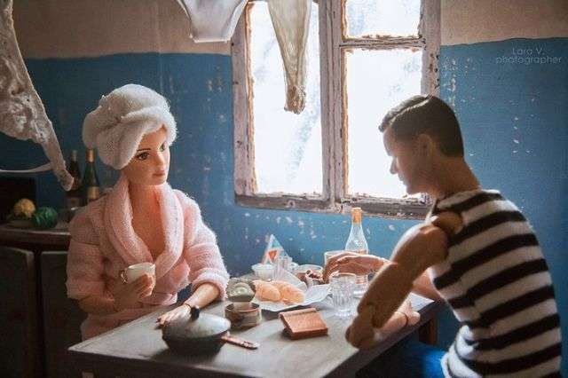 Якою була б життя Барбі і Кена в СРСР (8 фото)