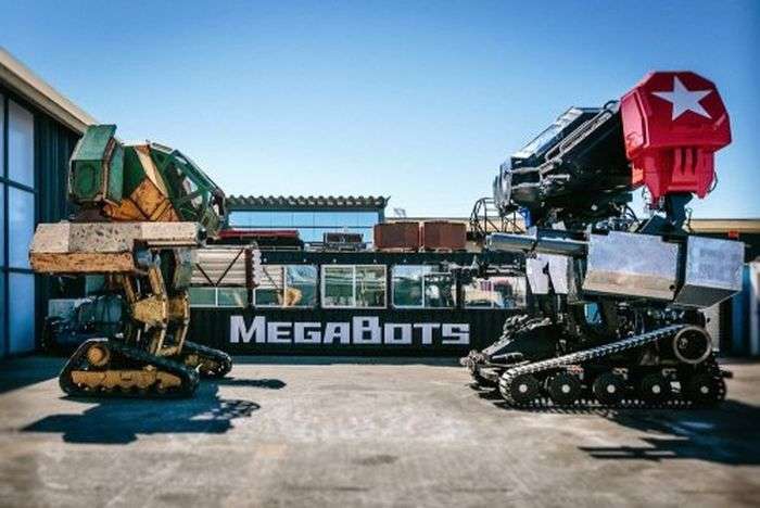 Компанія MegaBots представила бойового робота Eagle Prime (9 фото + відео)