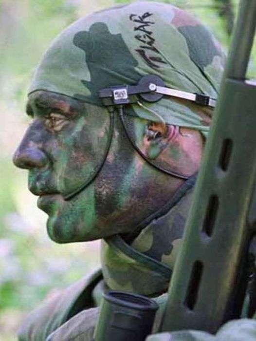 Військовий камуфляж - майстри маскування (25 фото)
