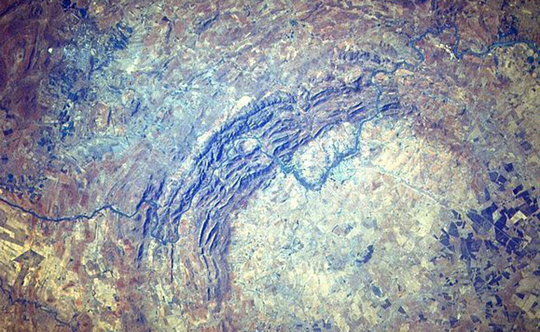 Гигантские кратеры Земли МиР