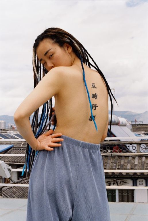 Женственность, свободная от стереотипов: чувственные фотопортреты Ло Ян Искусство