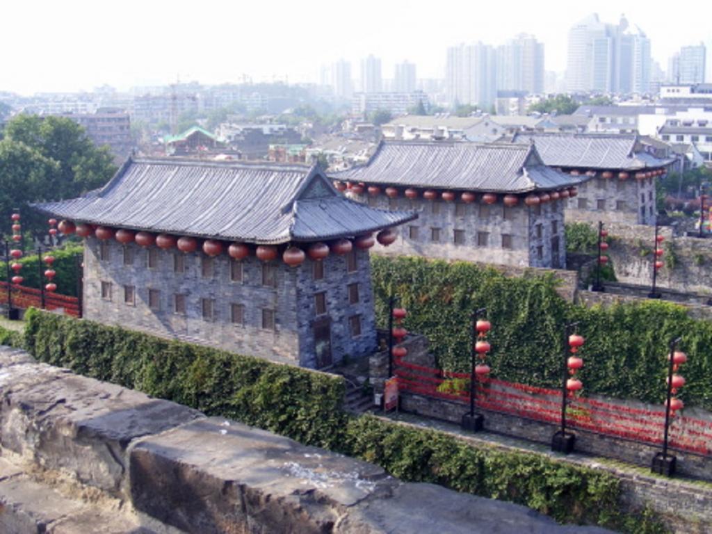 Великая Китайская стена сохранилась до наших дней, потому что при ее строительстве использовали съедобной ингредиент Интересное