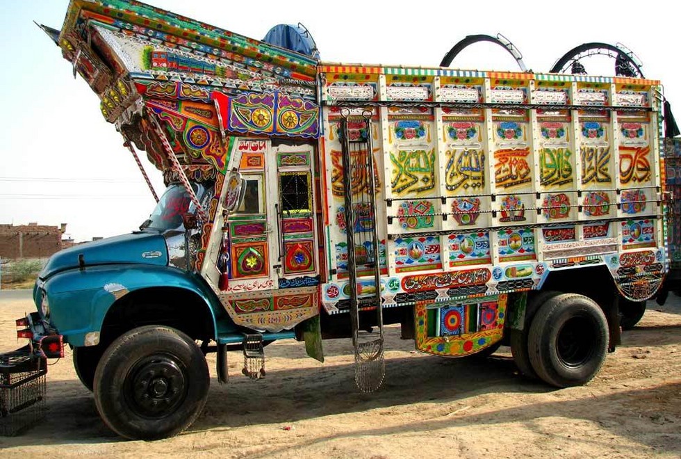 Пакистанские грузовики: шедевры на колесах Тюнинг