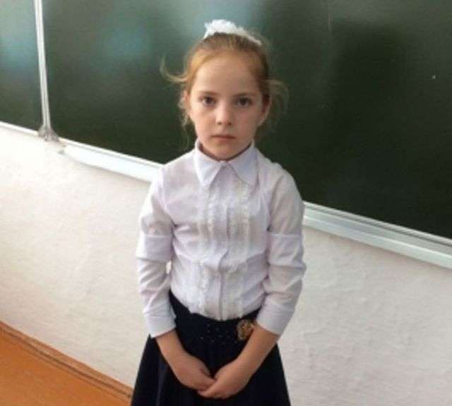 У Дагестані 9-річна школярка врятувала двох дівчаток з палаючого будинку (2 фото)