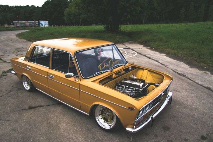 Унікальний автомобіль Lada 1500 з пневматичною підвіскою (12 фото)