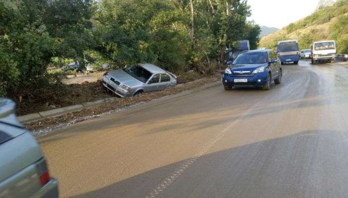 Під Судаком зійшов селевий потік (10 фото)