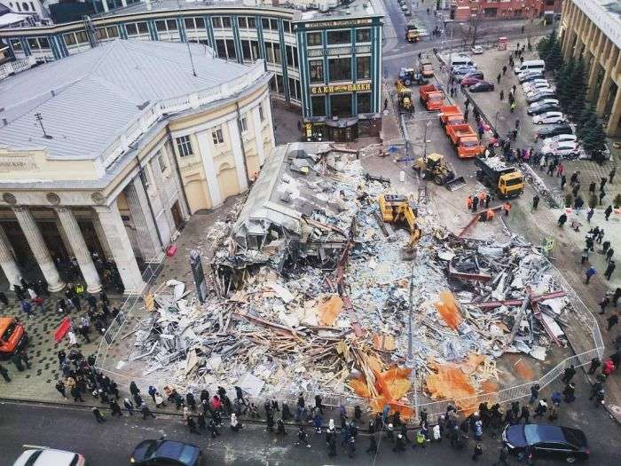 У Москві почався знесення кіосків, визнаних «небезпечним самобудом» (30 фото)