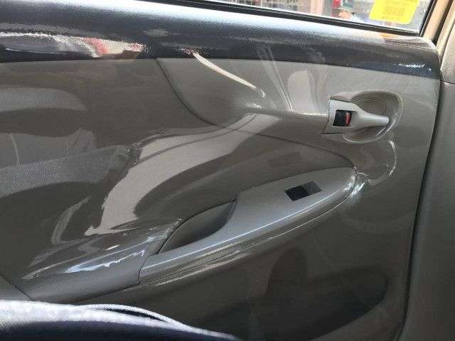 Це таксі в Багдаді буде завжди виглядати, як новий автомобіль (5 фото)