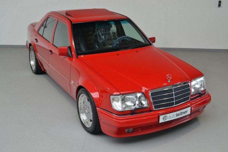 Редкий зверь: Mercedes E60 AMG 1995 года продают по цене нового S-Class   авто