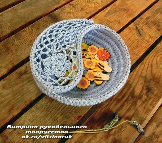 Корзинка из веревки с обвязкой крючком корзина из веревки,рукоделие,своими руками