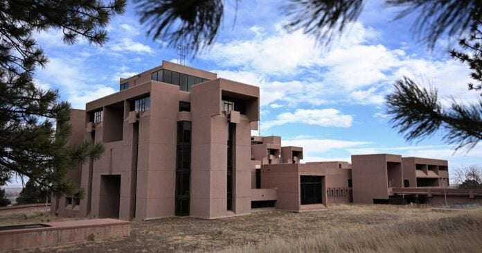 9a31b2b4-71d8-4e61-a9e5-4e5c964de6e6