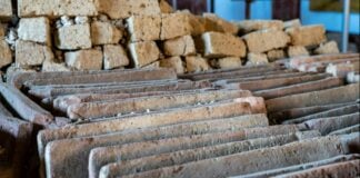 Tajemství samoopravitelného římského betonu odhaleno díky nálezům v Pompejích