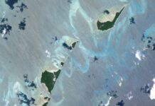 Bahamské podvodní písčiny: Pohled astronauta na skryté oceánské struktury