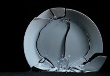 Універсальний Розлом: Як Математика Пояснює, Чому Речі Ламаються однаково