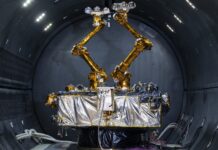 Запуск супутника-ремонтника DARPA нарешті відбувся