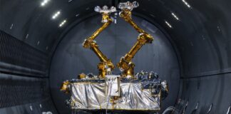 Konečně došlo ke spuštění družice opravy DARPA