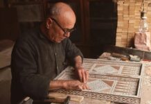 Основи нардів: як правильно кидати кістки та рухати шашки