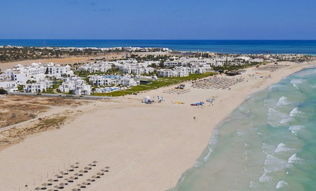 курортный отель на берегу моря Тунис Канарские острова